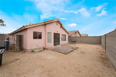 6548 Shining Sand Avenue, Las Vegas, NV 89142 Back of Structure