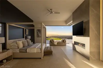 563 Grand Rim Drive, Henderson, NV 89012 Primary Bedroom
