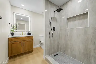 324 Lakehurst Road Las Vegas, NV 89145