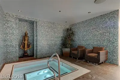 4525 Dean Martin Drive 604 Spa