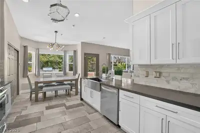 11212 Dell Cliffs Court, Las Vegas