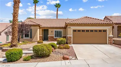 2120 Clearwater Lake Drive, Henderson
