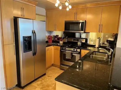 210 East Flamingo Road 316 Kitchen
