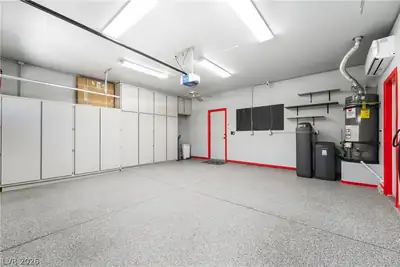 5791 Magini Avenue, Las Vegas, NV 89141 Garage