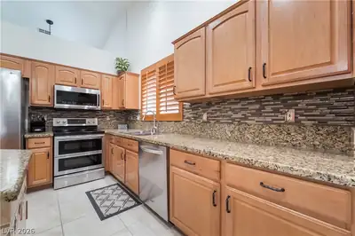 5791 Magini Avenue, Las Vegas, NV 89141 Kitchen