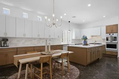 7229 Abbeville Meadows Avenue Las Vegas, NV 89131
