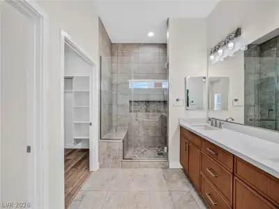 2641 West Carnation Way Primary Bathroom