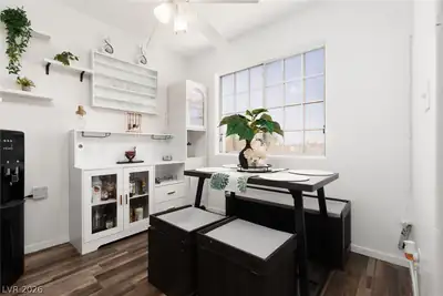 1881 West Alexander Road 2066 Dining Area
