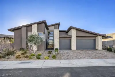 5185 Rock Daisy Drive, Las Vegas, NV 89135 Front of Structure