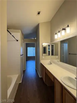 5240 Fighting Fish Way Primary Bathroom