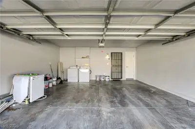 100 South Crestline Drive 60 Garage