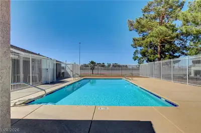 100 South Crestline Drive 60 Pool