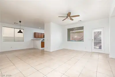 9046 Wine Cellar Avenue Living Room