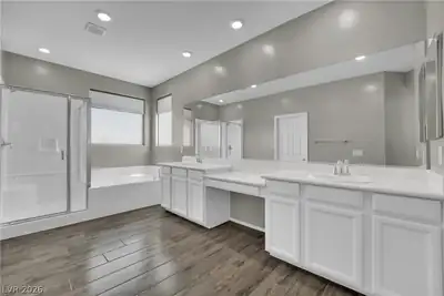 4113 Trillium Bay Lane, North Las Vegas, NV 89032 Primary Bathroom