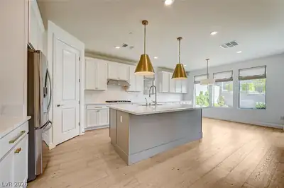 12438 Sunset Sage Avenue, Las Vegas, NV 89138 Kitchen