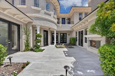 204 Surtees Point Street Las Vegas, NV 89144