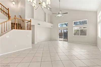 8160 Hodgson Mill Court Living Room