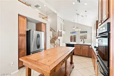 8160 Hodgson Mill Court Kitchen