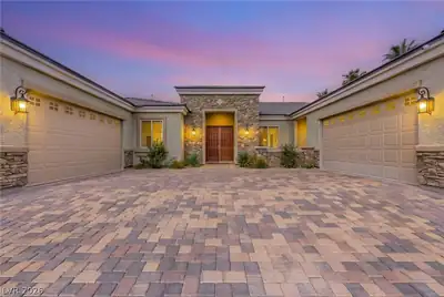 9985 Spider Creek Court Front of Structure