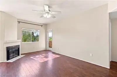 1050 East Cactus Avenue 2094 Living Room