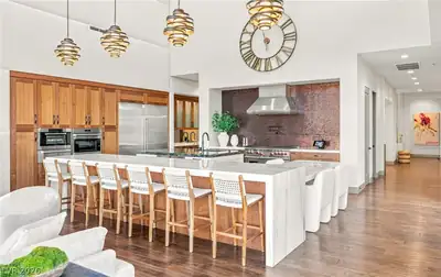 1300 Villa Barolo Avenue Kitchen