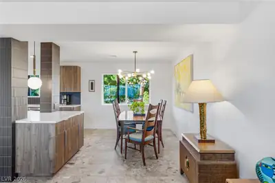1594 Ottawa Drive Dining Area