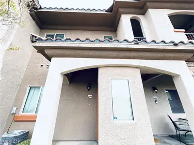 7701 West Robindale Road 206, Las Vegas