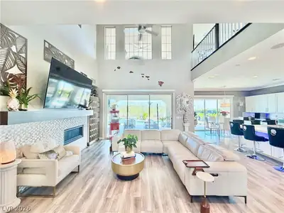 272 Highspring Street, Las Vegas, NV 89138 Living Room