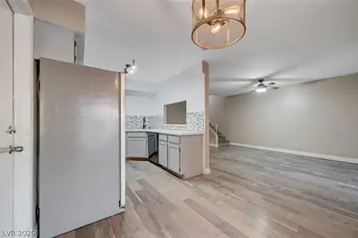 1812 Plum Court Kitchen