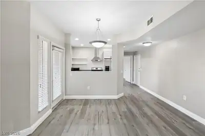 5250 South Rainbow Boulevard 1025 Dining Area