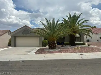 2812 Bent Tree Court, Las Vegas, NV 89134 Front of Structure