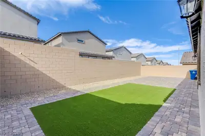 10950 Cilantro Avenue, Las Vegas, NV 89166 Yard