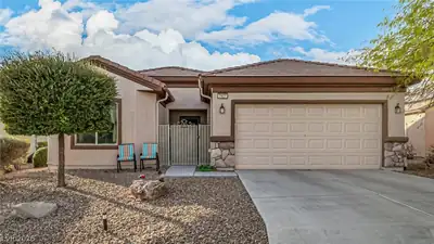 7927 Crested Starling Court, North Las Vegas