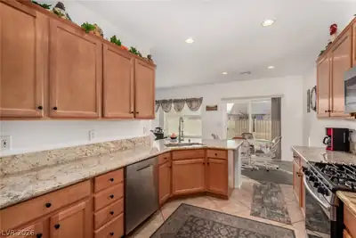 7927 Crested Starling Court, North Las Vegas, NV 89084 
