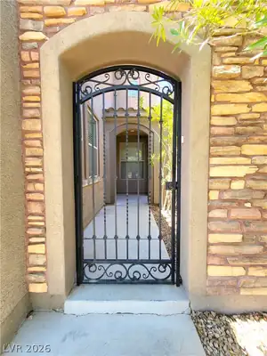 1053 Via Canale Drive, Henderson, NV 89011 Courtyard