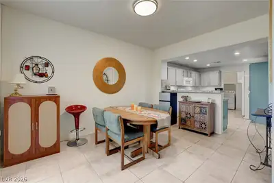 10190 Deerfield Beach Avenue 102 Dining Area