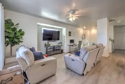 3592 Gloucester Gate Street, Las Vegas, NV 89122 