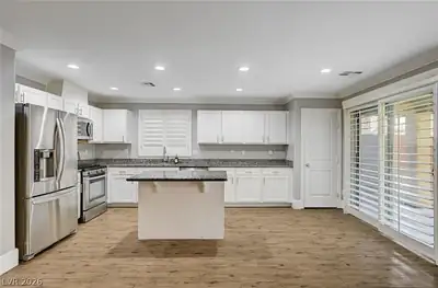 10226 Headrick Drive Kitchen