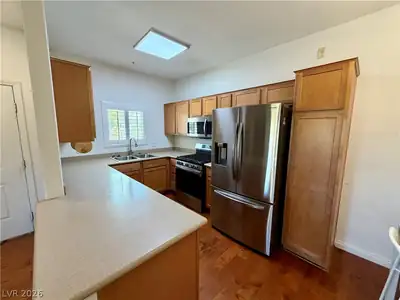 2291 West Horizon Ridge Parkway 1101 Kitchen