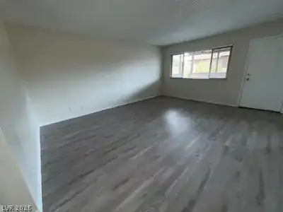 2680 KAREN 4 Living Room