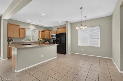 10721 Arusha Avenue, Las Vegas, NV 89166 Kitchen