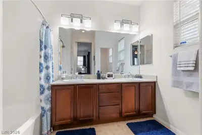 8443 Classique Avenue 101 Primary Bathroom