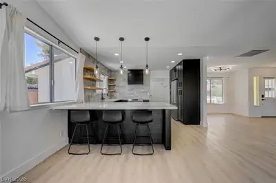 8904 Pesaro Drive, Las Vegas, NV 89117 Kitchen