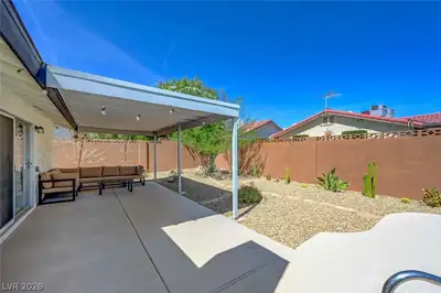 8904 Pesaro Drive, Las Vegas, NV 89117 Patio