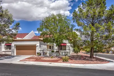 9200 Quail Ridge Drive, Las Vegas, NV 89134 Front of Structure