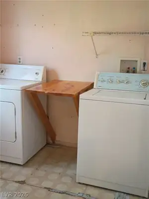 1028 Francis Avenue, Las Vegas, NV 89104 Laundry