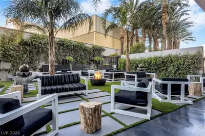 4471 Dean Martin Drive 2309 Patio