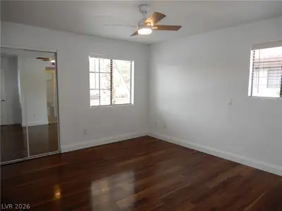 5122 South Jones Boulevard 201 Bedroom