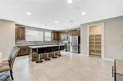 6853 Desert Finch Street, North Las Vegas, NV 89084 Kitchen