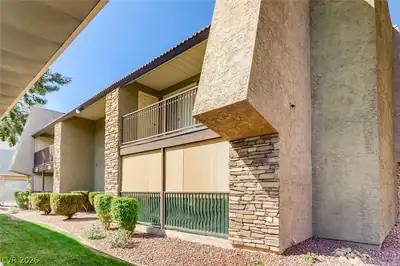 5229 Indian River Drive 240, Las Vegas